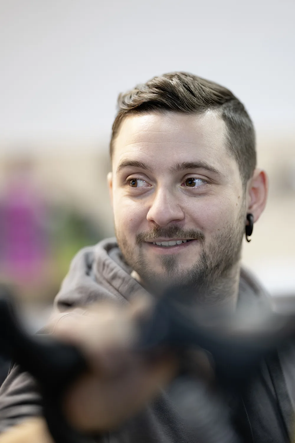 Luca Martino im Beratungsgespräch